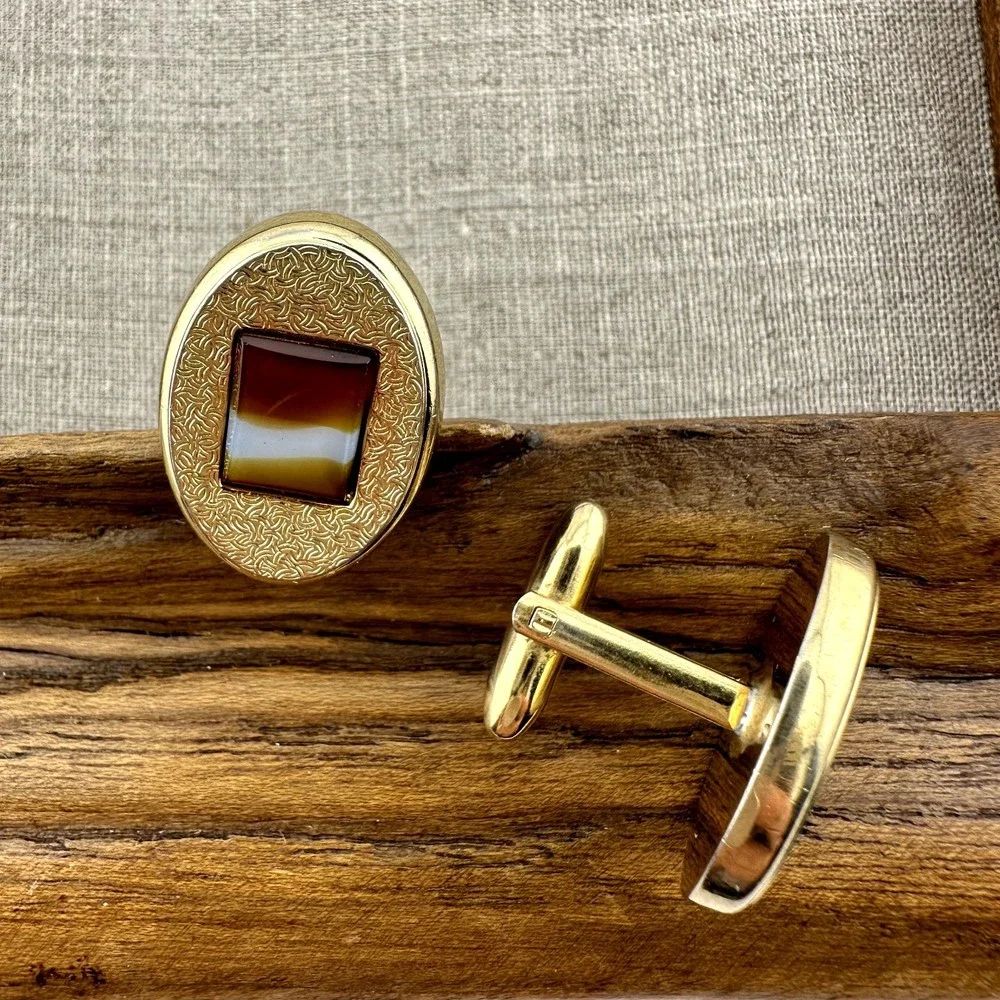 Vintage Hickok Canada Gold Tone Oval Cufflinks Set Inset Glass Rectangle 1